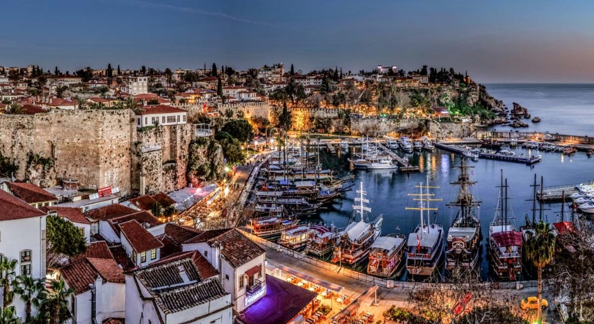 Antalya'da Turist Konusunda Yeni Rekor