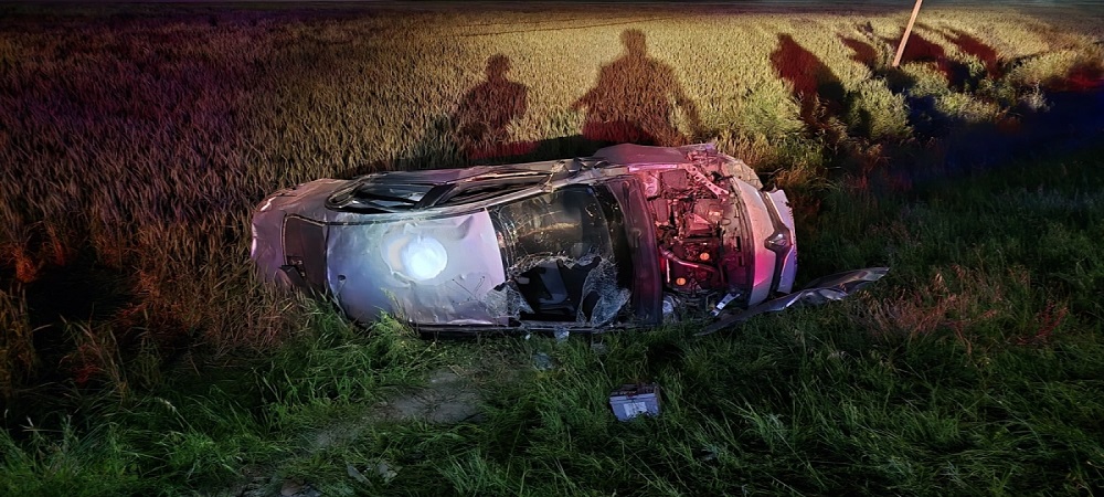 Otomobil Şarampole Devrildi, 4 Kişi Yaralandı